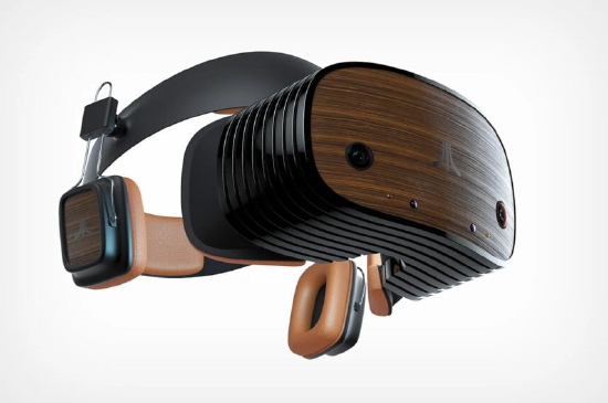 虚构 Atari VR 头显将复古与现代技术相结合
