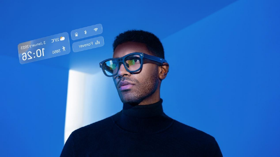 雷鸟创新消费级真AR眼镜亮相CES 2023，支持全彩双目异显和智能交互