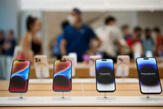 彭博社：苹果商店将提供 AR 购物功能
