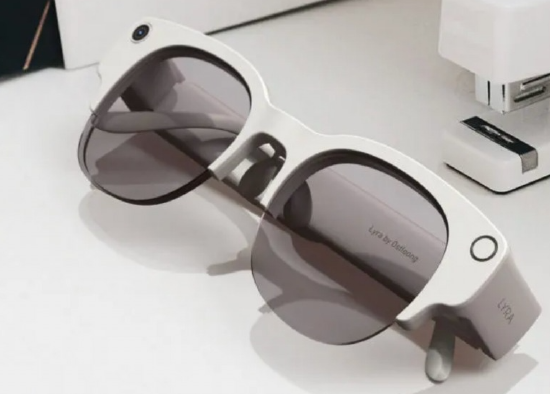 Ostloong Innovations 将于 9 月发售其 AR 眼镜 LYRA