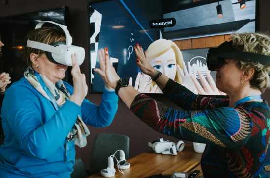 Meta、VR Heroes 与国家研究所合作推动波兰开展 AR/VR 教育