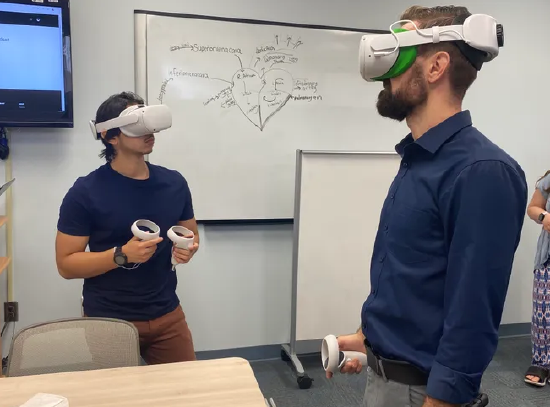 Del Mar College 为学生提供 VR 解剖实验室