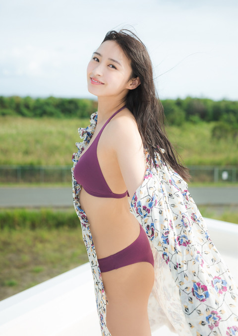 清新感最重要！前HKT48成员《松本日向》写真「性感湿身」也自然不做作！