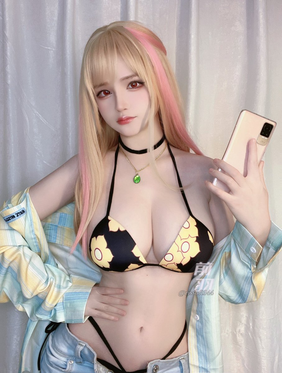 推特90万追蹤中国Coser《前羽Rissoft344》白嫩美波集中放送！