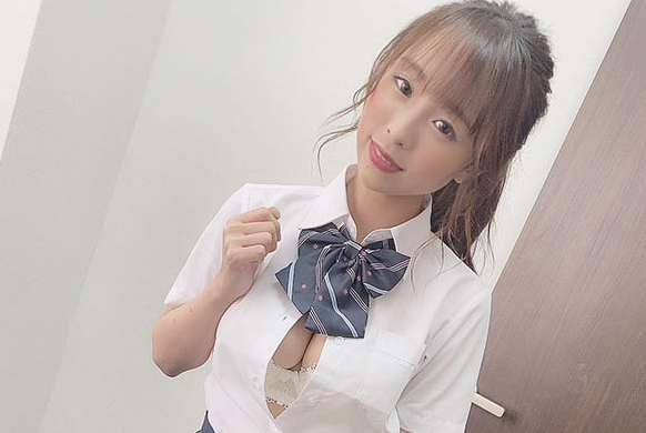 天音真比奈SSIS-219：天音まひな穿上制服勾引男老师！