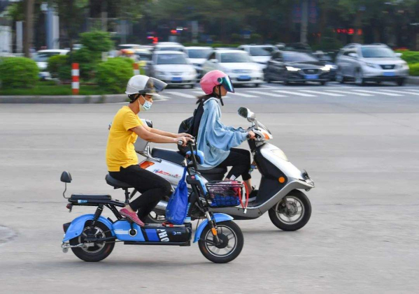 “小电驴”都卖到万元了 这样的用户需求是不是”伪命题”？