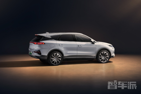 腾势N8官图正式发布 定位中大型SUV 可选5/6/7座车型