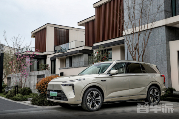 综合续航超1000公里 长城魏牌蓝山DHT-PHEV0开启预订