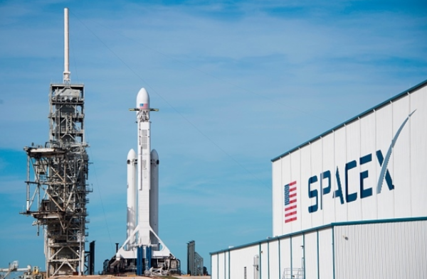 开启扫射模式？SpaceX计划2022年共发射52次火箭