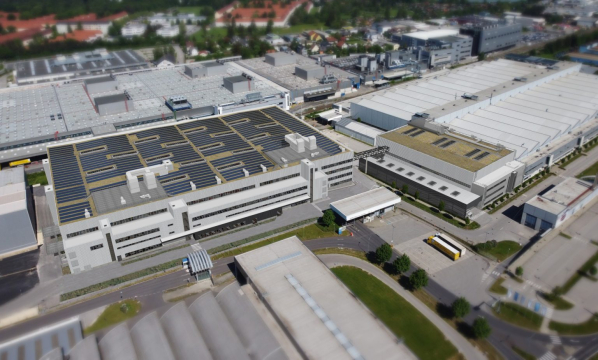 宝马计划向斯太尔工厂投资70亿 为电动汽车生产做准备