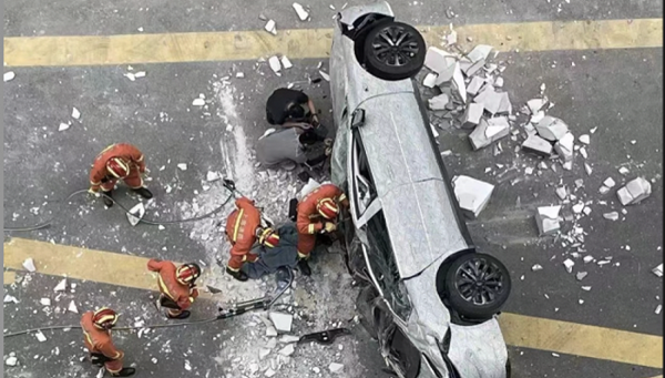 蔚来回应汽车坠楼：意外事故 与车辆本身没有关系