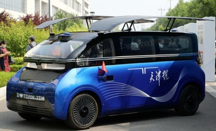 “天津号”即将走出天津 不用方向盘的太阳能汽车见过没？