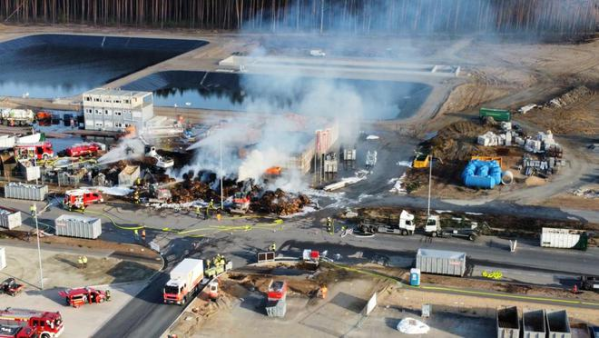 特斯拉柏林工厂发生火灾 当地民众再度抗议特斯拉建厂