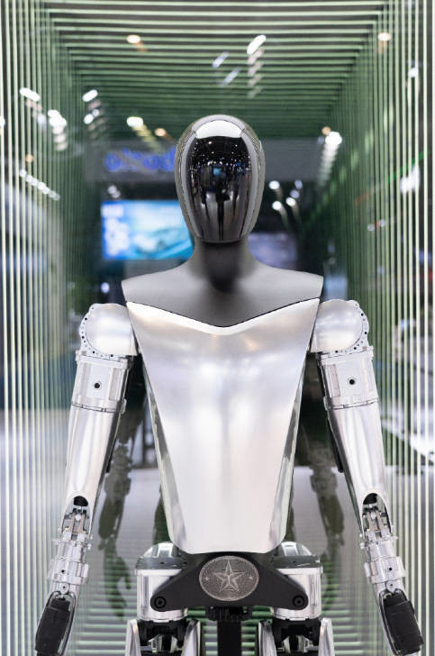中国首秀！特斯拉机器人亮相进博会 售价不超过14万