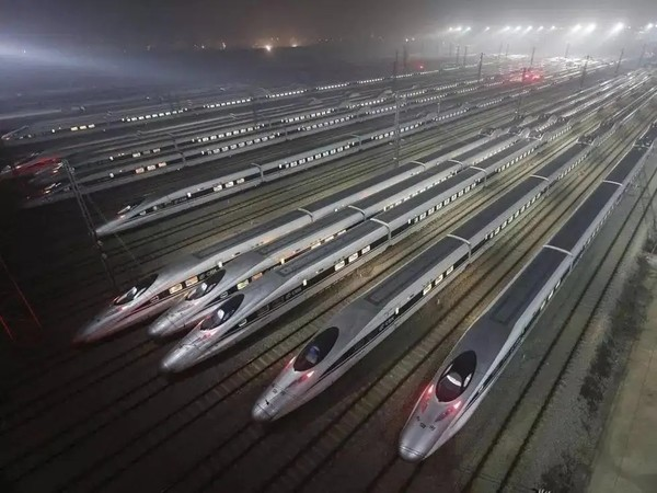 国铁集团：目标2023年完成旅客发送量26.9亿人次