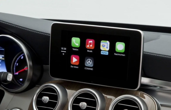 通用官宣放弃苹果CarPlay 车企车机自主化势在必行？