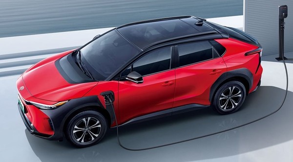 丰田制定纯电动汽车销量目标：到2026年销售150万辆