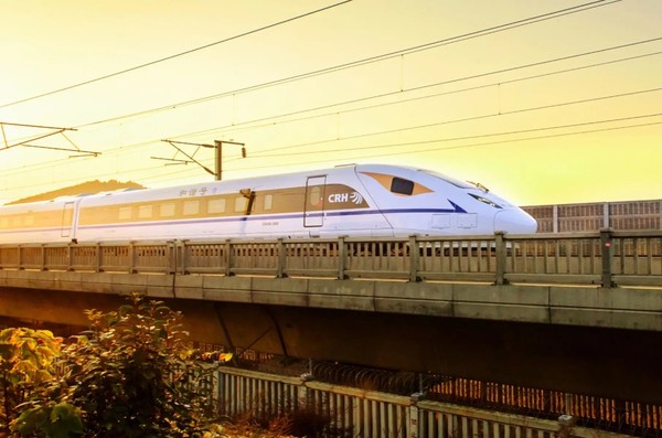 中国将向泰国转让高铁技术 助其自主建造高速铁路网