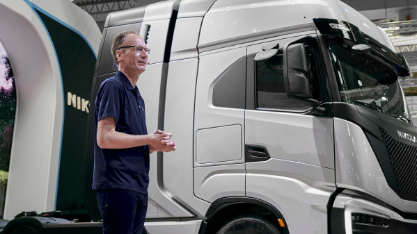 Nikola将于9月开始交付燃料电池卡车 但CEO却已换人