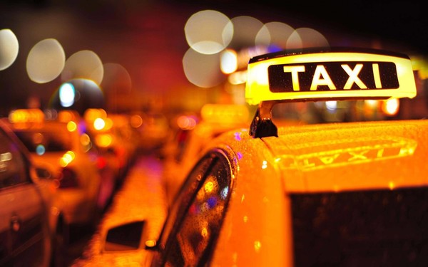 因油价上涨 杭州市区出租车8月18日起将额外收取1元