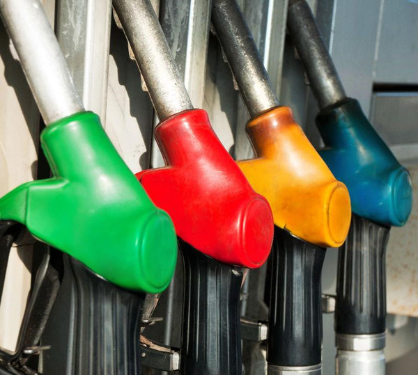 国内油价本周三将迎来大涨！这次真得提前加满油