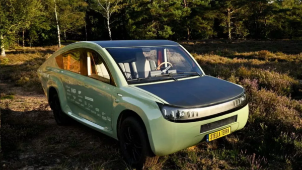 不充电在野外行驶1000公里 这款太阳能电动SUV神了
