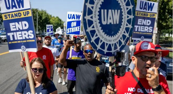 美汽车工人罢工运动全回顾 提薪25% 行业损失近百亿