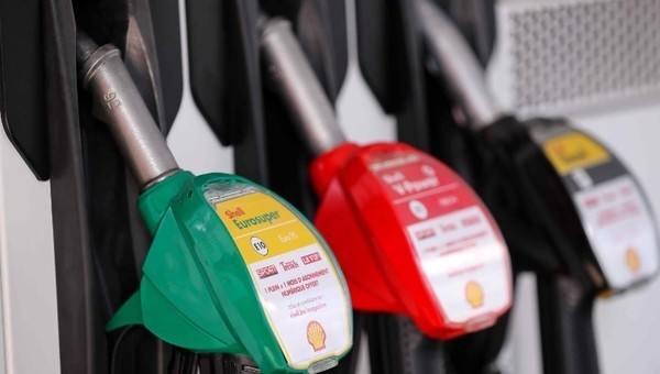 国内油价迎来年内第二次上调 92号汽油涨0.16元/升