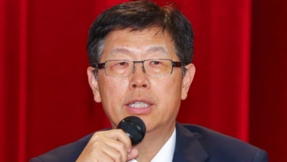 鸿海董事长刘扬伟：预计2024年公司表现会略好于上年