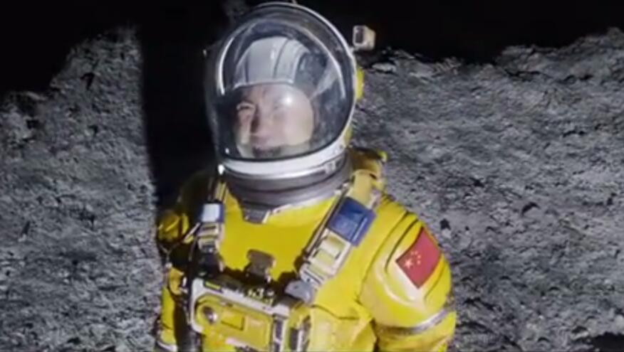《独行月球》票房破30亿 被赞是喜剧与科幻融合新标杆