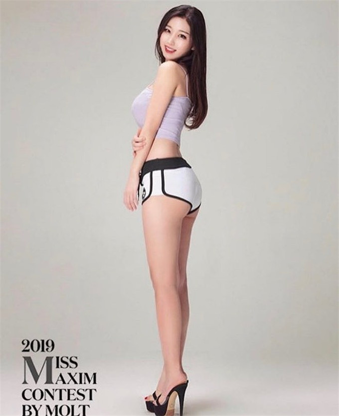 韩国网红模特金娜贞多图欣赏